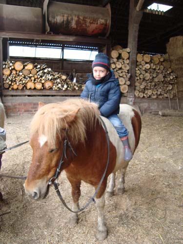 visite à la ferme 19 04 2012 014