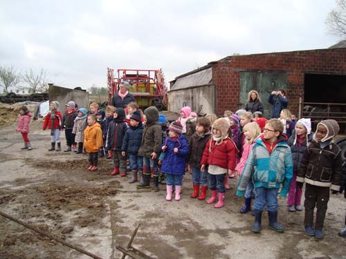 visite à la ferme 19 04 2012 055